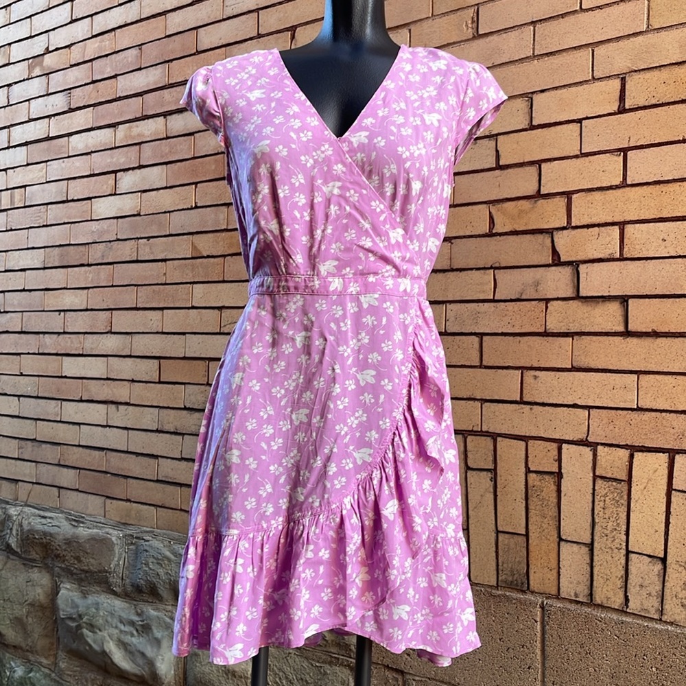 J. Crew Pink Floral Faux Wrap Ruffle Hem Dress Size 2